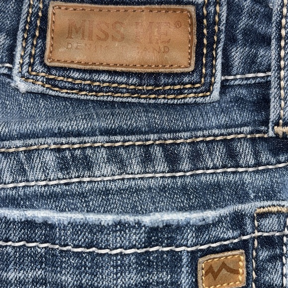 Miss Me Sunny āļø Low-Rise Skinny Jeans, Size 26 - Picture 7 of 16